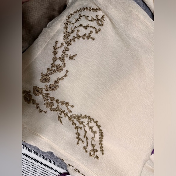 Elie Tahari Buttercream Embroidered Wide Leg Flowy Pants - Picture 9 of 9